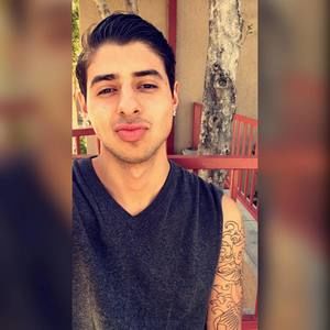 Meet your Posher, Luis